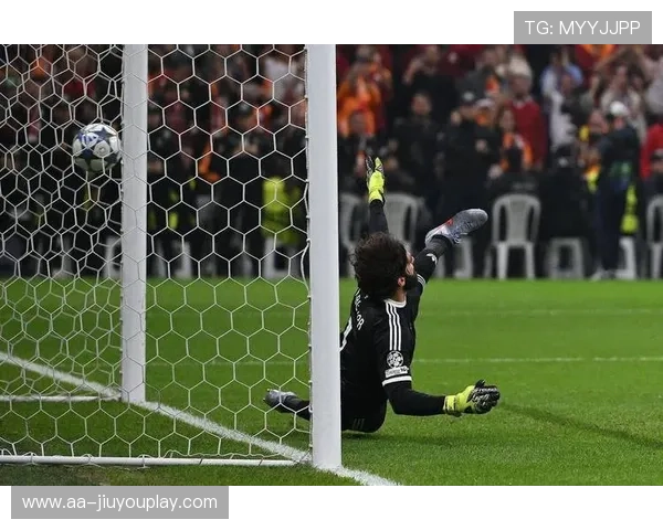 利物浦阿利松反应速度惊人